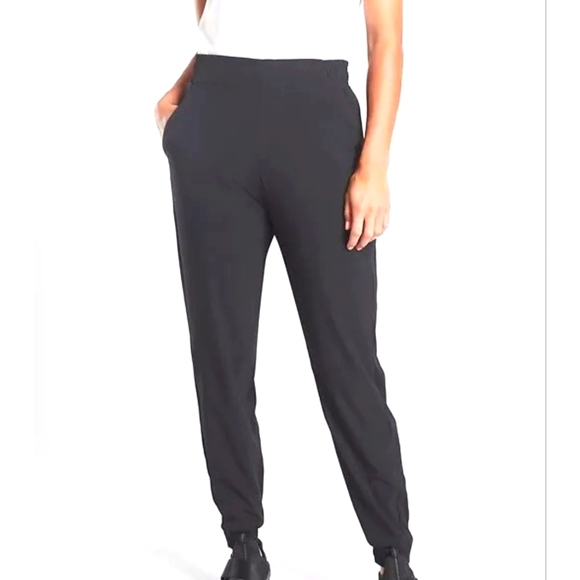 Athleta sz 8 Black Brooklyn Lined Pull on  Jogger Pants  #631612 - Picture 1 of 9
